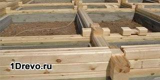 Сборка дома из бруса