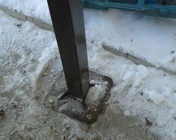 Опора с пластиной